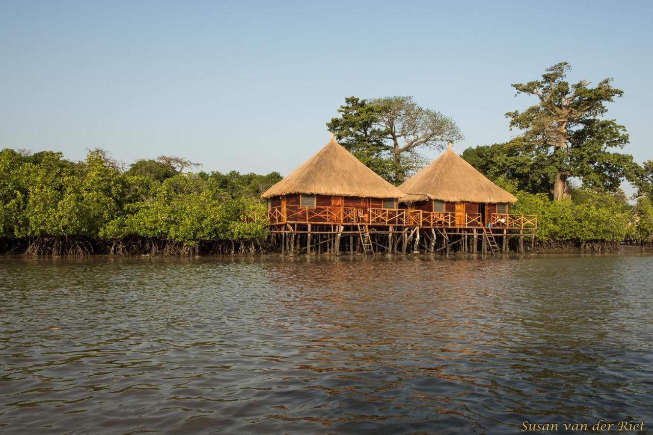 Bintang Bolong Lodge Exterior foto